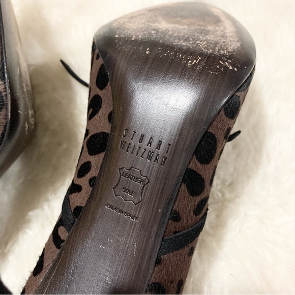 Stuart Weitzmam pointed toe heeled leopard AOK Bootie - Picture 6 of 8